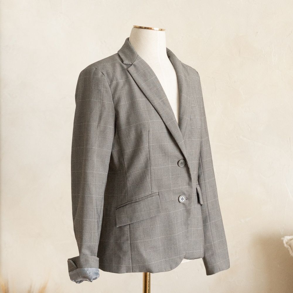 New York & Company Gray Plaid Blazer Fully Lined -‎ No Sizing